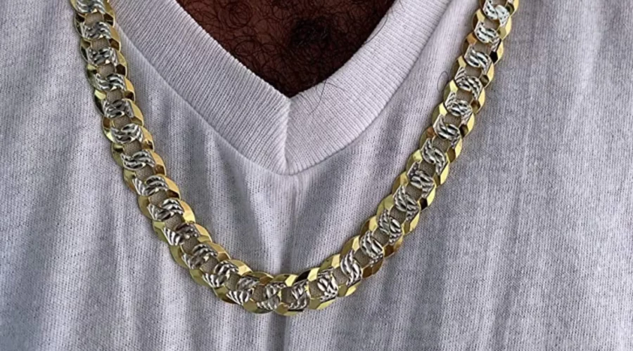 14k Cuban Gold Necklace With White Shirt
